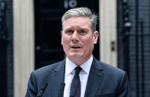 What is Keir Starmer’s Policy on Immigration 2025: A Friendly Guide Alt text: Image of what is Keir Starmer’s policy on immigration 2025, showing Starmer speaking at Downing Street.